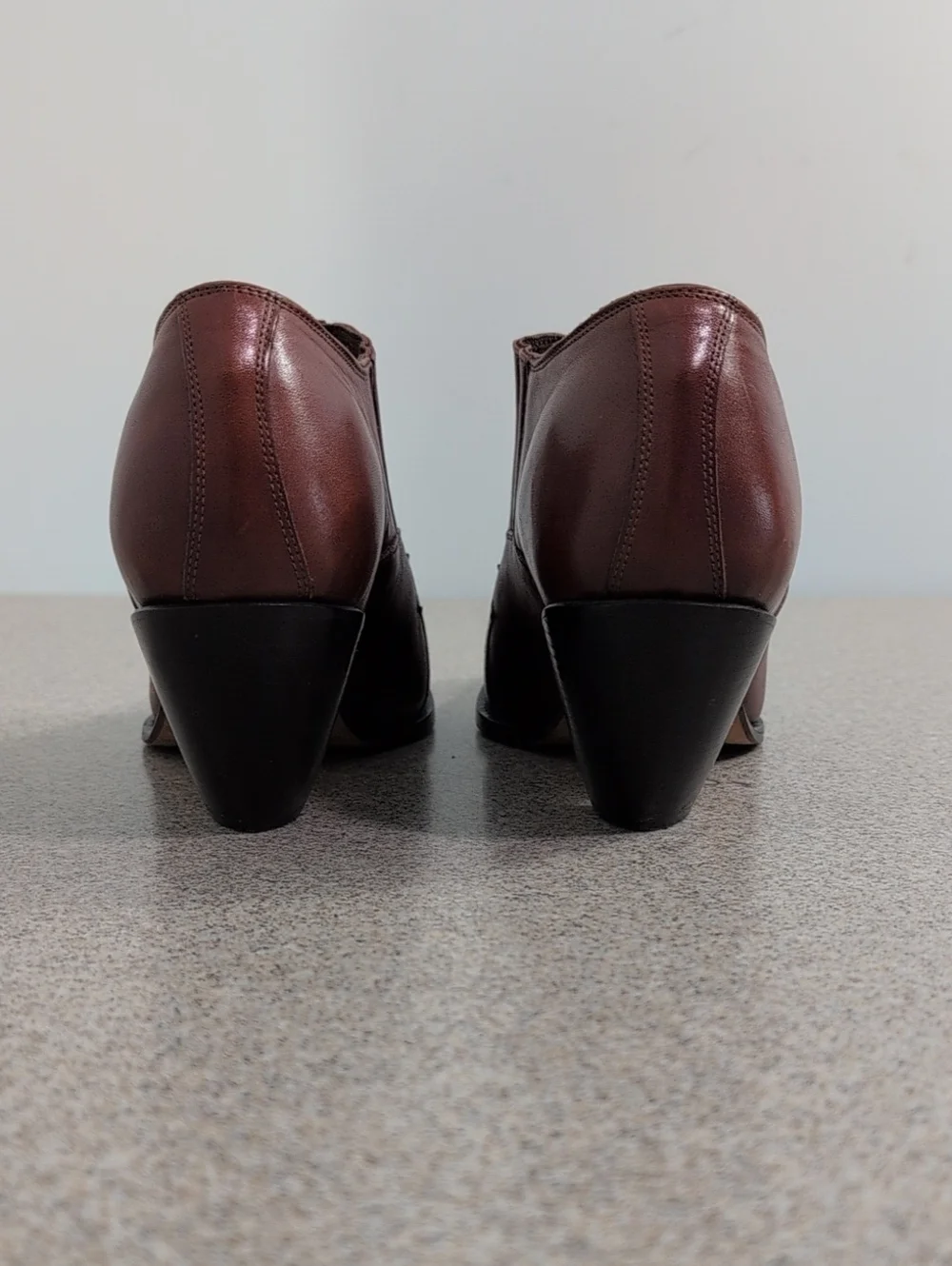Charlie 1 Horse Ankle Boots, Booties, Brown W Black Design, Western, Women's 9.5